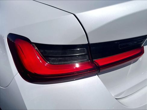 Used 2026 BMW 330i Sedan RWD image 26