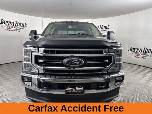 Used 2021 Ford F350 Lariat w/ Lariat Value Package AWD/4WD image 3