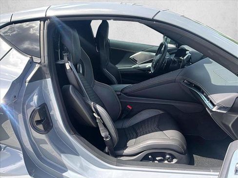 Used 2024 Chevrolet Corvette Stingray Preferred Cpe w/ Z51 Performance Package RWD image 9