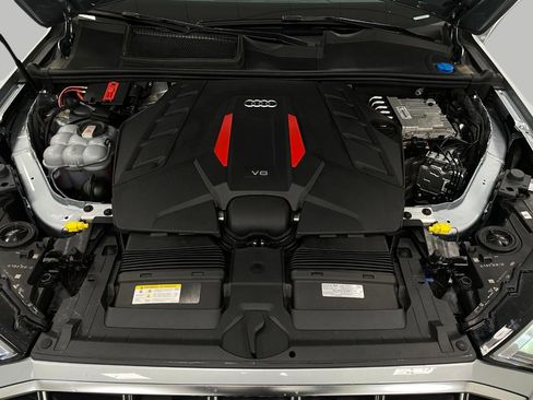 Used 2023 Audi SQ7 Prestige AWD/4WD image 14