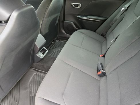 New 2026 Kia K4 FWD image 21