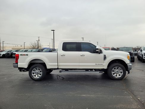 Used 2017 Ford F350 Lariat w/ Lariat Ultimate Package image 2