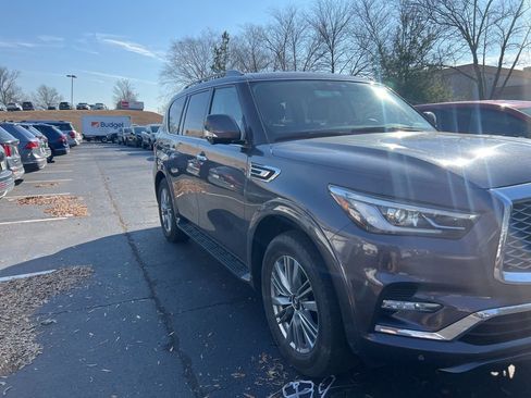 Used 2024 INFINITI QX80 Luxe image 8