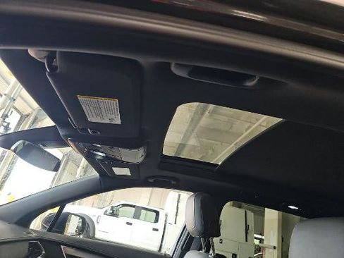 Used 2024 Cadillac XT6 Luxury w/ LPO, Floor Liner Package AWD/4WD image 12