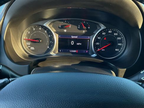 Used 2020 GMC Terrain SLT image 24