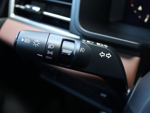 New 2025 Mitsubishi Outlander SEL image 18