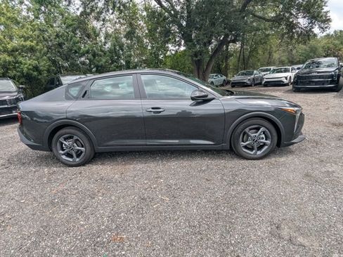New 2026 Kia K4 FWD image 7
