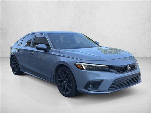 Used 2022 Honda Civic Sport Touring image 3