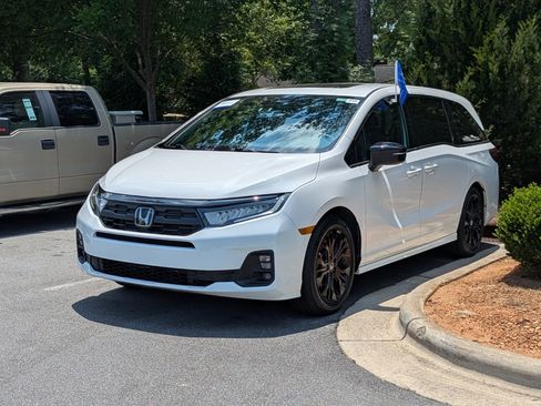 Used 2025 Honda Odyssey Sport-L image 6