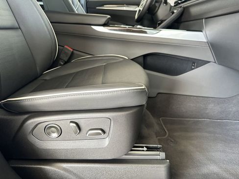 Certified 2025 Cadillac Escalade Premium Luxury image 49