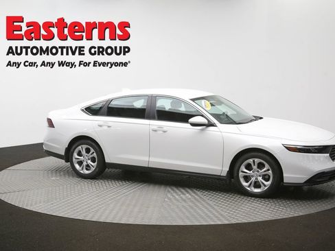 Used 2025 Honda Accord LX image 48