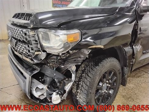 Used 2021 Toyota Tundra SR5 w/ SR5 Upgrade Package AWD/4WD image 17