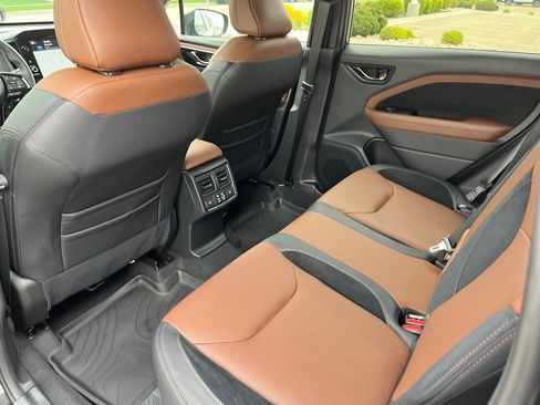 Used 2025 Subaru Forester Touring AWD/4WD image 17