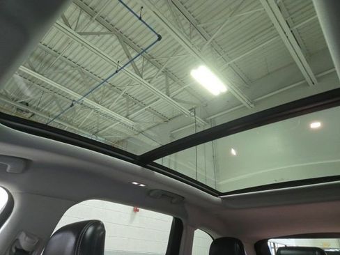 Certified 2024 Lincoln Nautilus Premier w/ Equipment Group 102A image 39