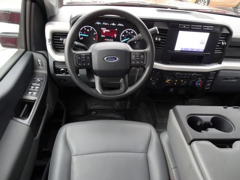 Used 2024 Ford F350 XL w/ Snow Plow Prep Package image 15