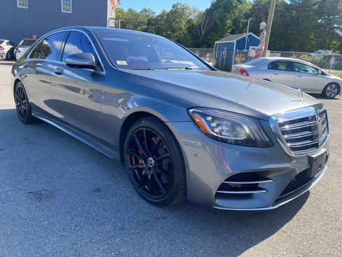 Used 2018 Mercedes-Benz S 560 S 560 4MATIC Sedan 4D image 4