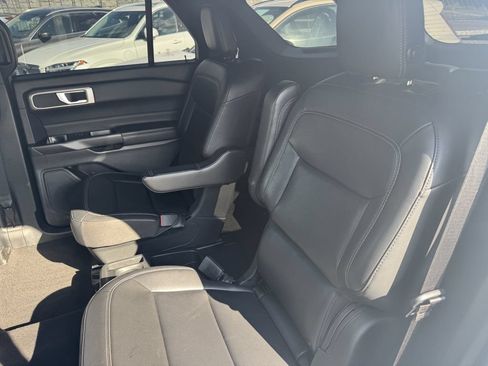 Used 2020 Ford Explorer XLT w/ Equipment Group 202A RWD image 24