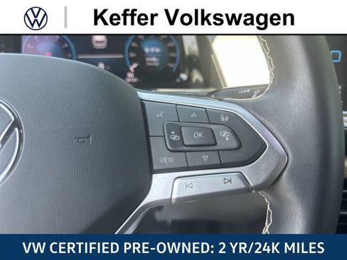 Certified 2024 Volkswagen Atlas Cross Sport SE FWD image 20