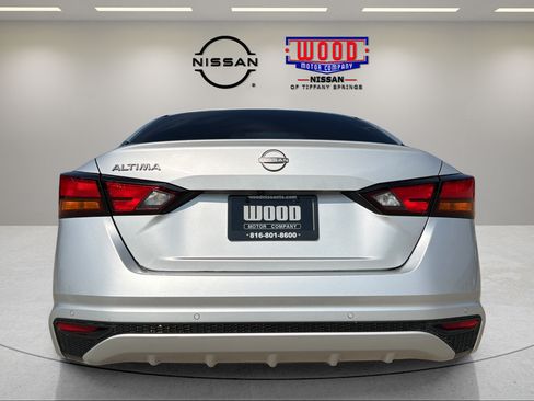 Certified 2024 Nissan Altima 2.5 S FWD image 3