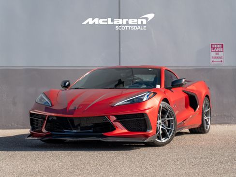 Used 2023 Chevrolet Corvette Stingray Preferred Cpe w/ Z51 Performance Package RWD image 2