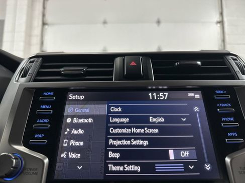 Used 2023 Toyota 4Runner SR5 Premium w/ Moonroof Package AWD/4WD image 33
