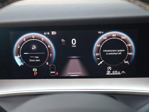 New 2025 Volkswagen Tiguan SE image 12