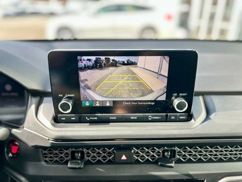 Used 2023 Honda Accord LX image 21