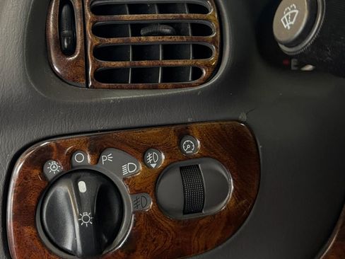 Used 2000 Lincoln Navigator 2WD image 14