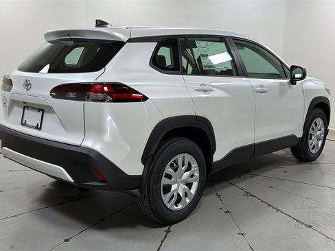 New 2026 Toyota Corolla Cross L image 5