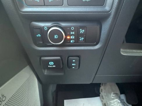 Used 2023 Ford F150 Lariat AWD/4WD image 22