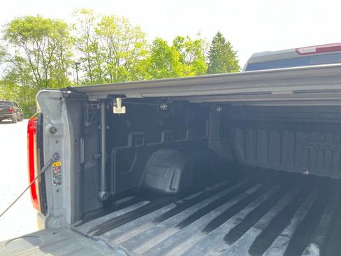 Used 2024 GMC Sierra 1500 AT4 w/ AT4 Premium Package AWD/4WD image 13