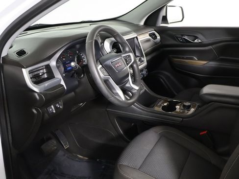 Used 2023 GMC Acadia SLE w/ Driver Convenience Package image 24