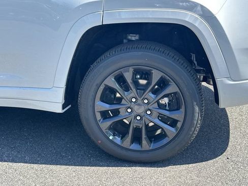 New 2026 Jeep Grand Cherokee Limited AWD/4WD image 20