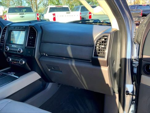 Used 2018 Ford Expedition Max Limited w/ Equipment Group 302A image 18