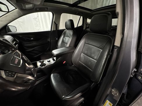 Used 2018 GMC Terrain Denali w/ Advanced Safety Package image 16