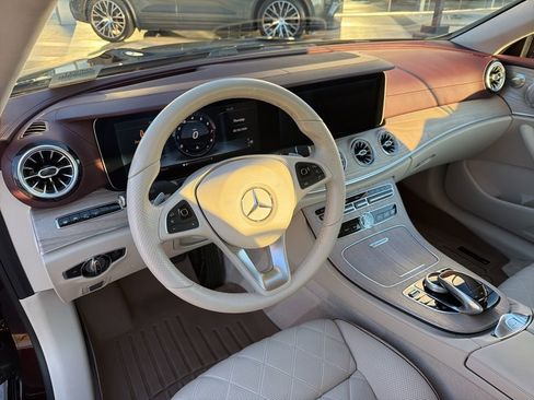 Used 2018 Mercedes-Benz E 400 4MATIC Cabriolet image 18