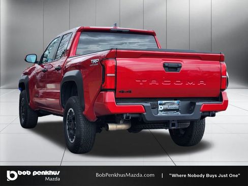 Used 2024 Toyota Tacoma TRD Off-Road image 27