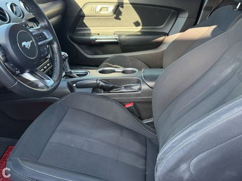 Used 2019 Ford Mustang Coupe RWD image 8