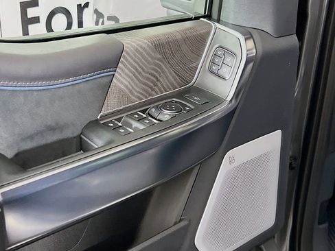 New 2025 Ford F250 Platinum image 12