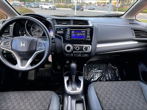 Used 2017 Honda Fit LX image 11