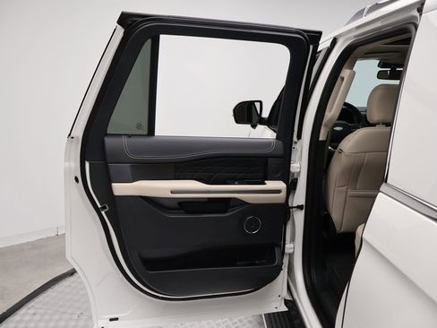 Used 2023 Ford Expedition Max Platinum image 21