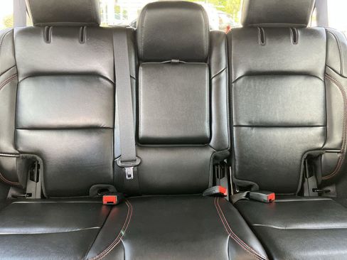 Used 2023 Jeep Wrangler Unlimited Rubicon w/ Steel Bumper Group AWD/4WD image 32