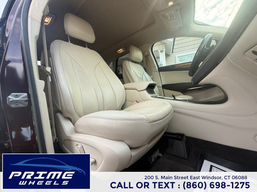 Used 2016 Lincoln MKC Reserve w/ Technology Package AWD/4WD image 17