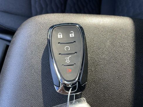 Used 2019 Chevrolet Equinox LT image 23