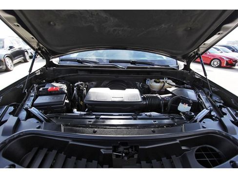 Certified 2023 Cadillac Escalade ESV Premium Luxury image 35