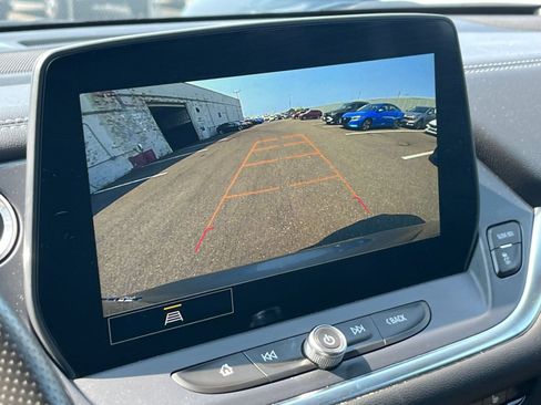 Used 2025 Chevrolet Blazer LT FWD image 25