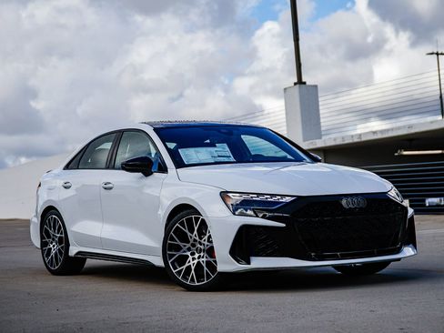 New 2025 Audi RS 3 2.5T image 1