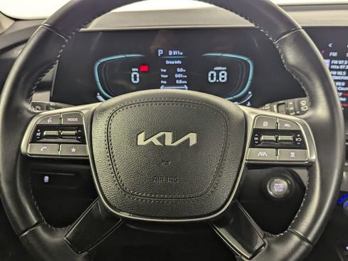 Used 2023 Kia Telluride S AWD/4WD image 16