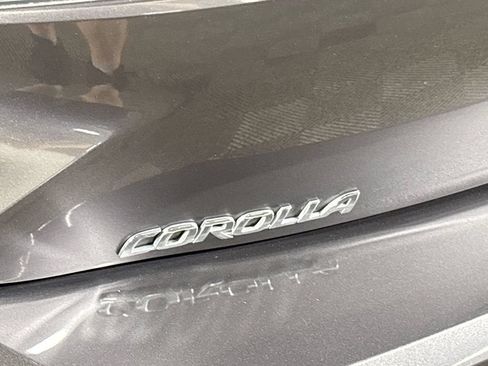 Used 2021 Toyota Corolla SE FWD image 23