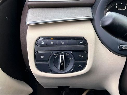 Used 2021 INFINITI QX50 Autograph image 16